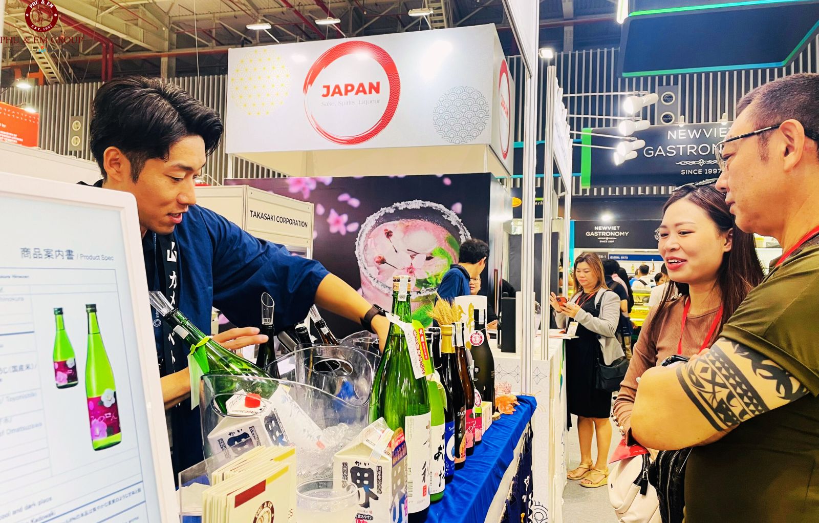 Trải nghiệm Sake Nhật Bản tại triển lãm SECC.jpg